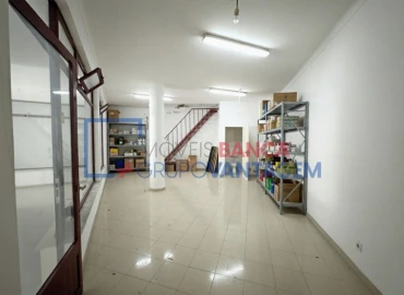 Loja para Venda em Santiago do Cacém, Santa Cruz e São Bartolomeu da Serra