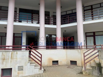 Loja para Venda em Santiago do Cacém, Santa Cruz e São Bartolomeu da Serra