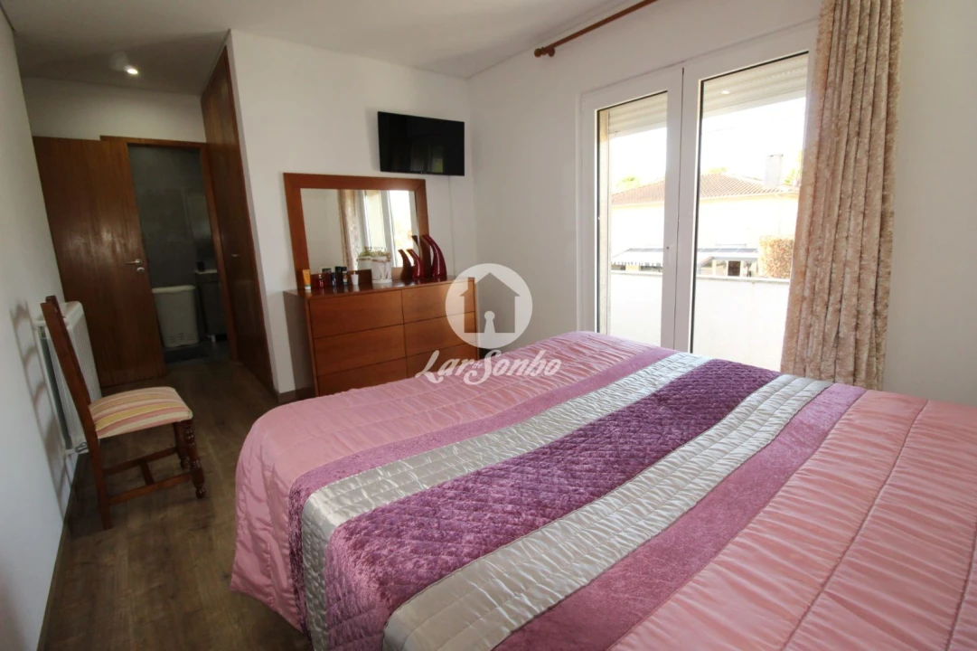 Apartamento T3 para Venda em Estorãos Foto 3