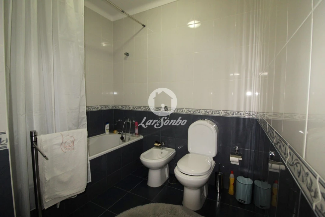 Apartamento T3 para Venda em Estorãos Foto 8