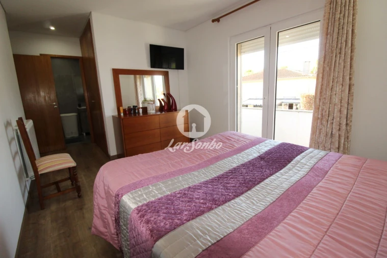 Apartamento T3 para Venda em Estorãos Foto 3