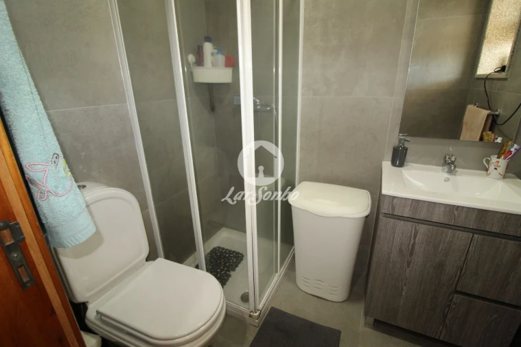 Apartamento T3 para Venda em Estorãos Foto 4