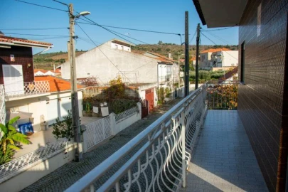 Moradia T3 para Venda em Freixo de Numão