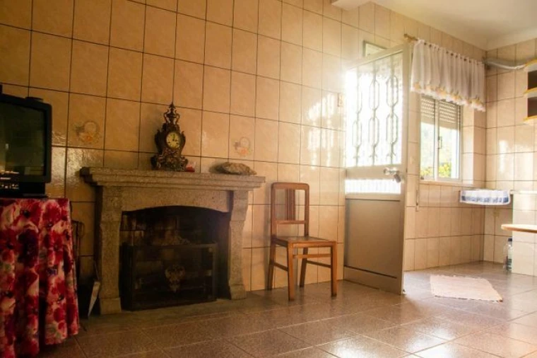 Moradia T3 para Venda em Freixo de Numão Foto 4