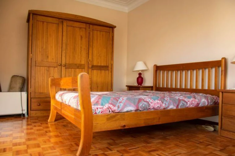 Moradia T3 para Venda em Freixo de Numão Foto 9