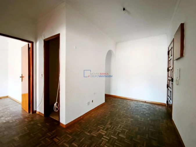Apartamento T2 para Venda em Algueirão-Mem Martins Foto 4