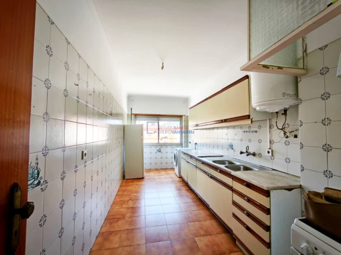 Apartamento T2 para Venda em Algueirão-Mem Martins Foto 6
