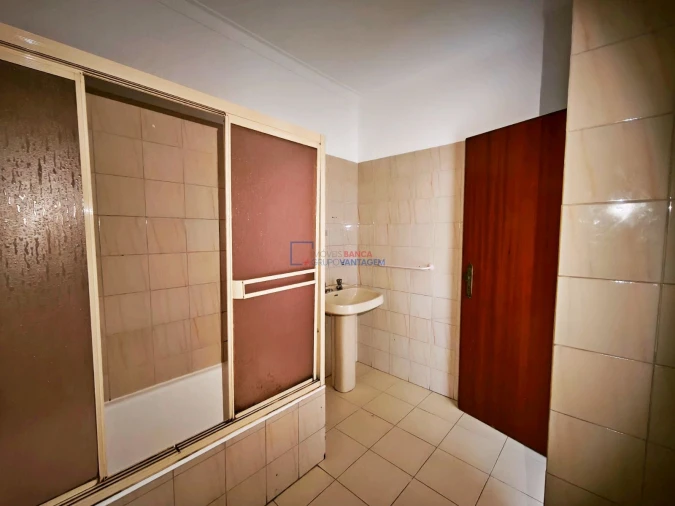 Apartamento T2 para Venda em Algueirão-Mem Martins Foto 14