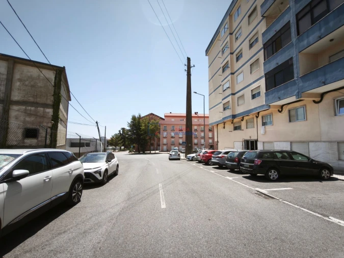 Apartamento T2 para Venda em Algueirão-Mem Martins Foto 21