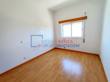Apartamento T2 para Venda em Azambuja