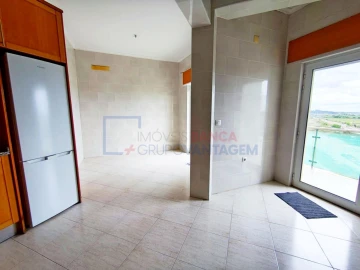 Apartamento T2 para Venda em Azambuja