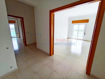 Apartamento T2 para Venda em Azambuja