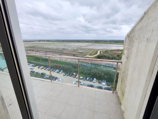 Apartamento T2 para Venda em Azambuja Foto 22