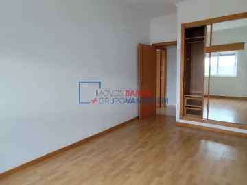 Apartamento T2 para Venda em Azambuja