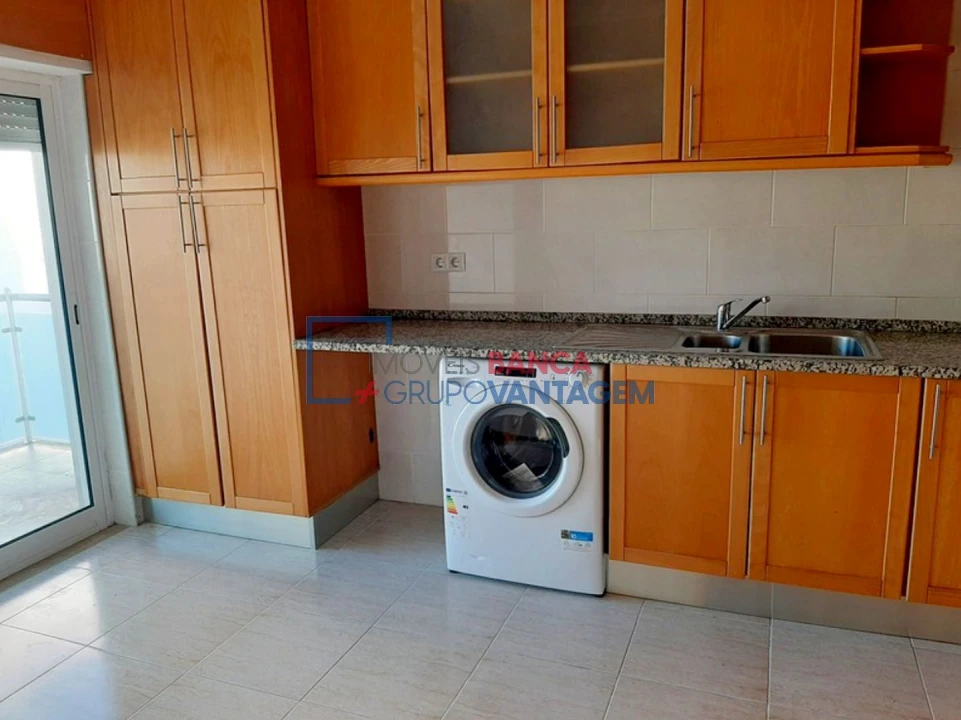 Apartamento T3 para Venda em Azambuja Foto 10