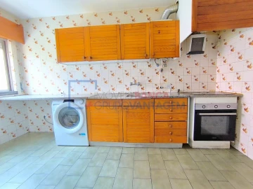Apartamento T3 para Venda em Algueirão-Mem Martins