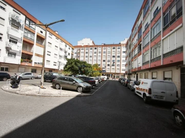 Apartamento T1 para Venda em Queluz e Belas