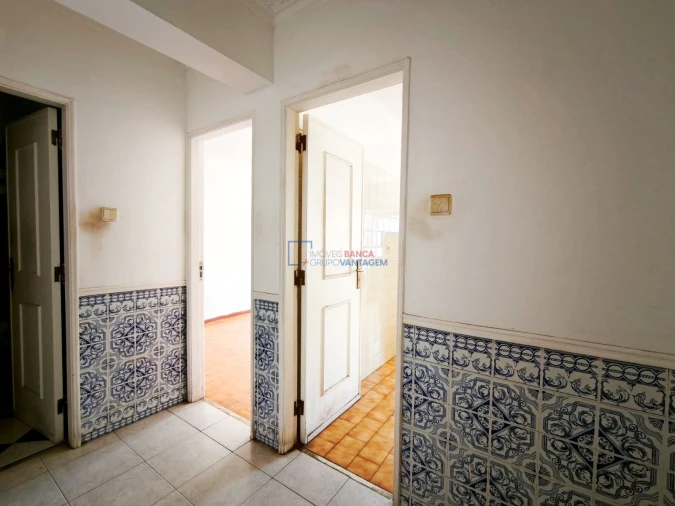 Apartamento T1 para Venda em Queluz e Belas Foto 9
