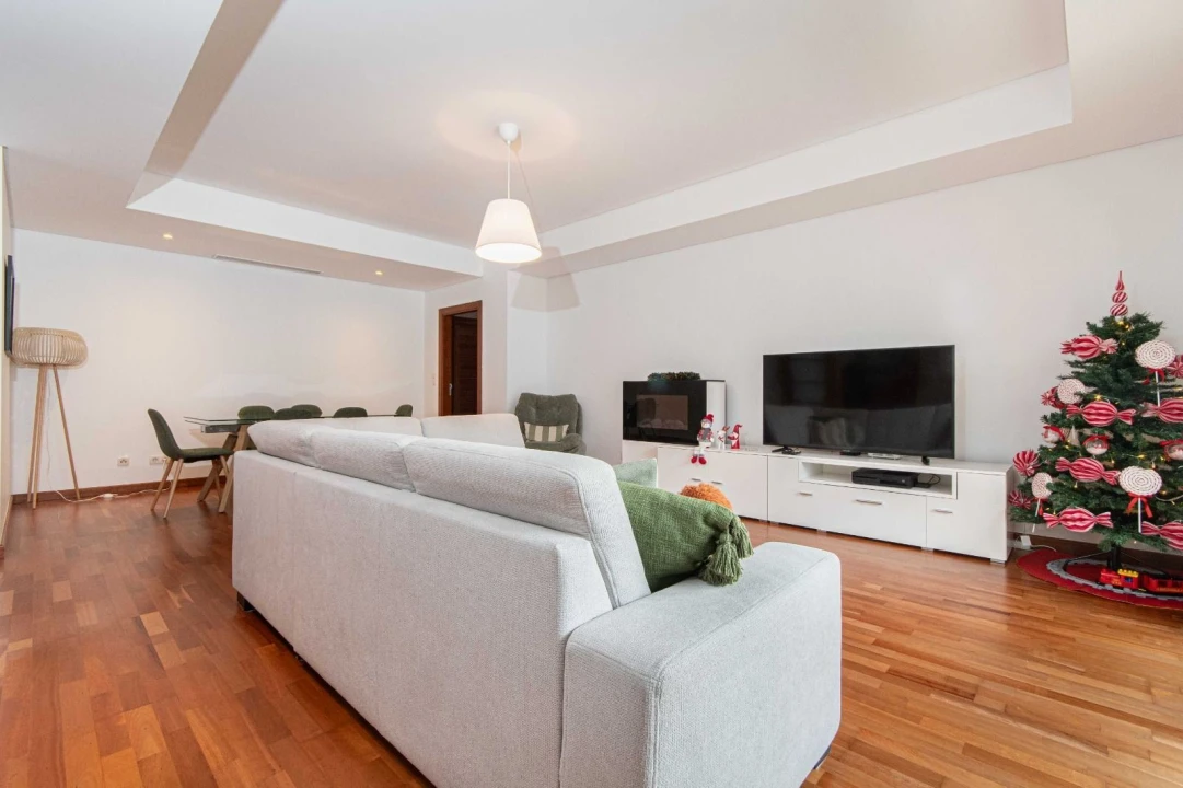 Apartamento T2 para Arrendamento em Odivelas Foto 27