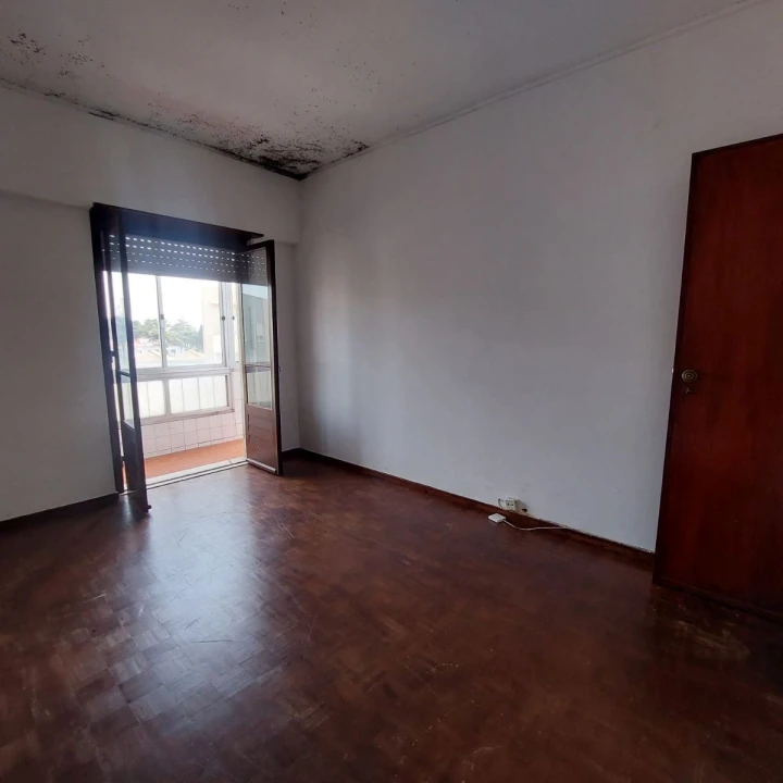 Apartamento T2 para Venda em Algueirão-Mem Martins Foto 23