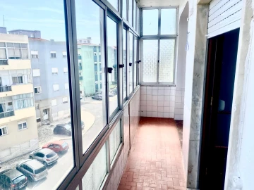 Apartamento T2 para Venda em Algueirão-Mem Martins