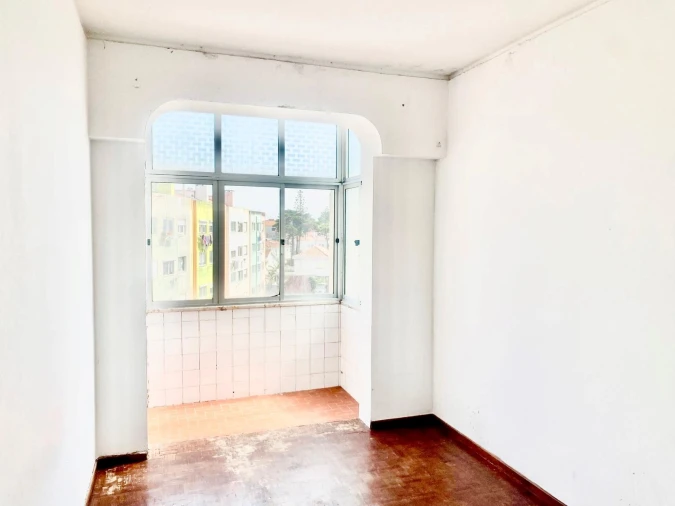 Apartamento T2 para Venda em Algueirão-Mem Martins Foto 12