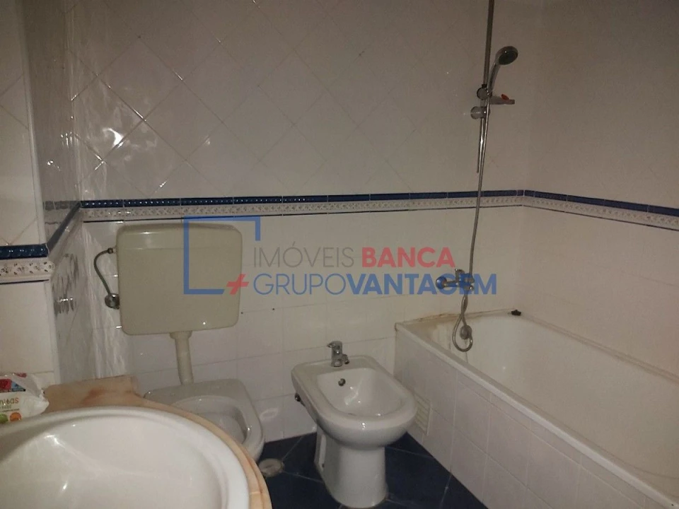 Apartamento T2 para Venda em Amora Foto 17