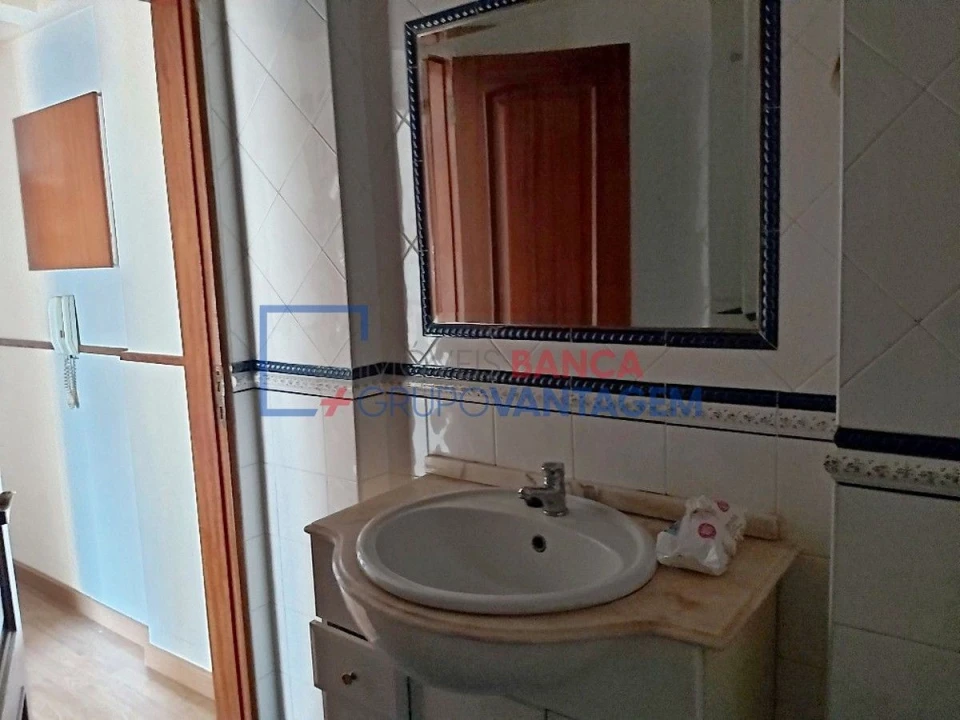 Apartamento T2 para Venda em Amora Foto 20