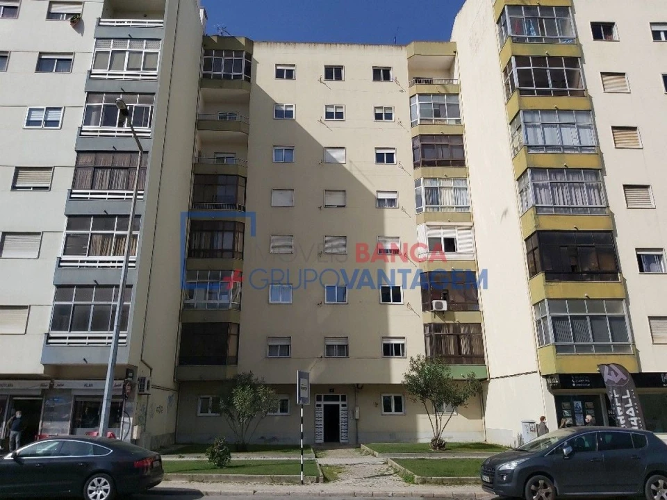 Apartamento T2 para Venda em Amora Foto 21