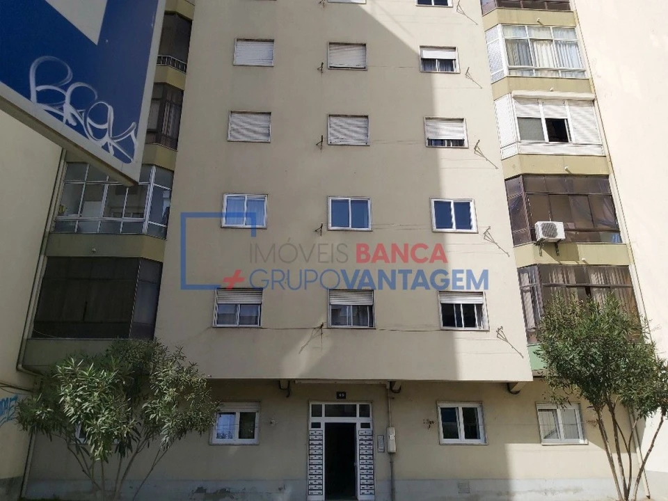 Apartamento T2 para Venda em Amora Foto 22