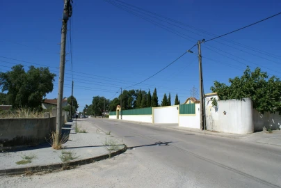 Terreno P/ Prédio para Venda em Fernao Ferro