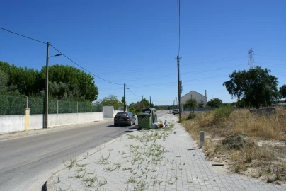 Terreno P/ Prédio para Venda em Fernao Ferro