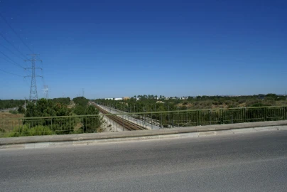 Terreno P/ Prédio para Venda em Fernao Ferro