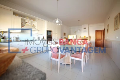 Moradia T4 para Venda em Sarilhos Grandes