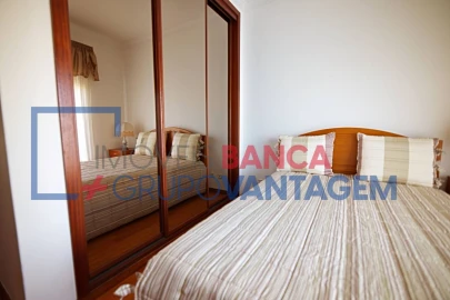 Moradia T4 para Venda em Sarilhos Grandes