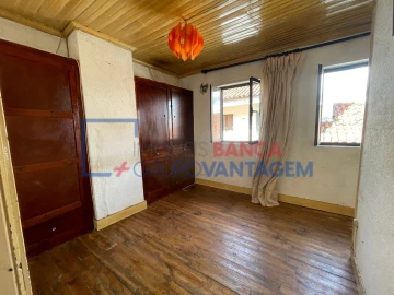 Moradia T1 para Venda em Aranhas