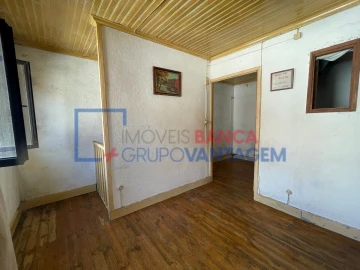 Moradia T1 para Venda em Aranhas