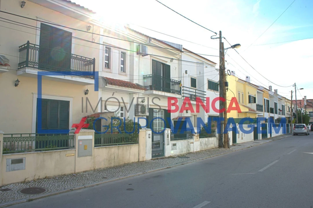 Moradia T3 para Venda em Montijo e Afonsoeiro Foto 4