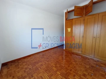 Apartamento T2 para Venda em São Vitor (Braga)