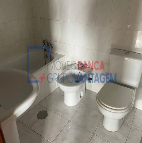 Apartamento T1 para Venda em Paço de Sousa