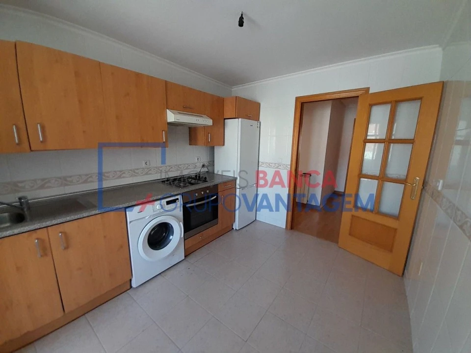 Apartamento T3 para Venda em Alhos Vedros Foto 14
