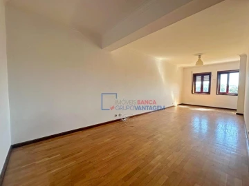 Apartamento T2 para Venda em Mafamude e Vilar do Paraíso