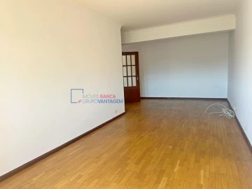 Apartamento T2 para Venda em Mafamude e Vilar do Paraíso