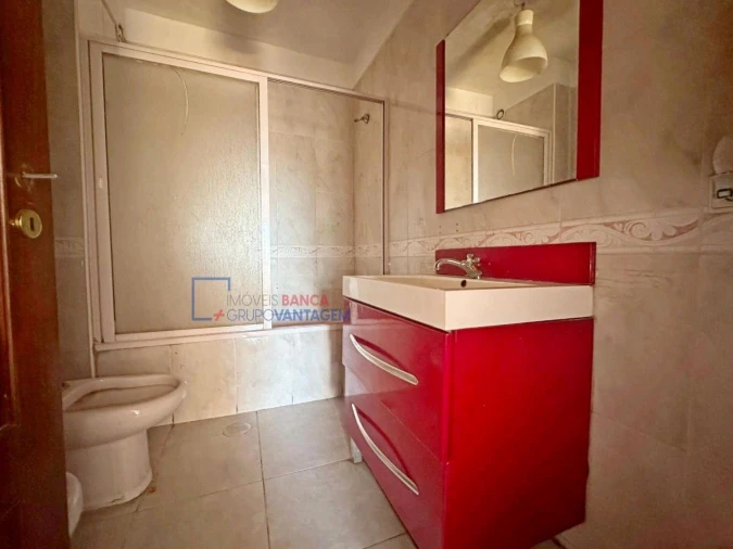 Apartamento T2 para Venda em Mafamude e Vilar do Paraíso Foto 21