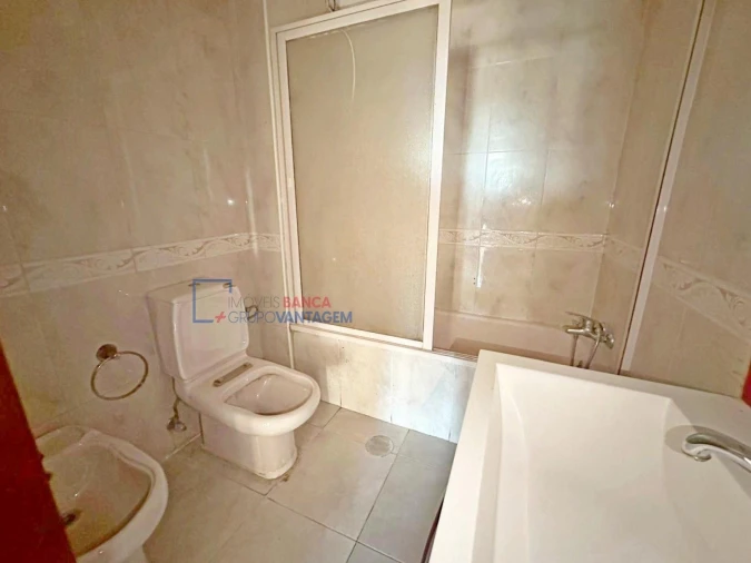 Apartamento T2 para Venda em Mafamude e Vilar do Paraíso Foto 22