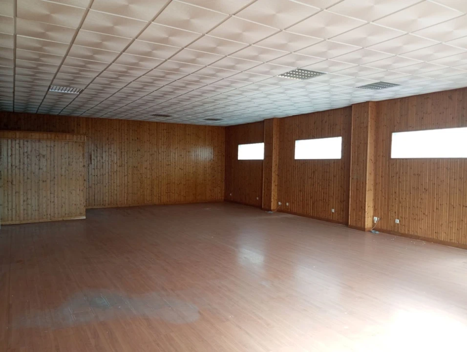 Armazém para Venda em Alcanena e Vila Moreira Foto 25