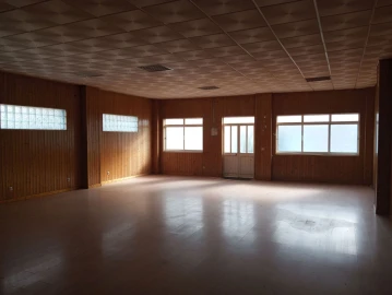 Armazém para Venda em Alcanena e Vila Moreira