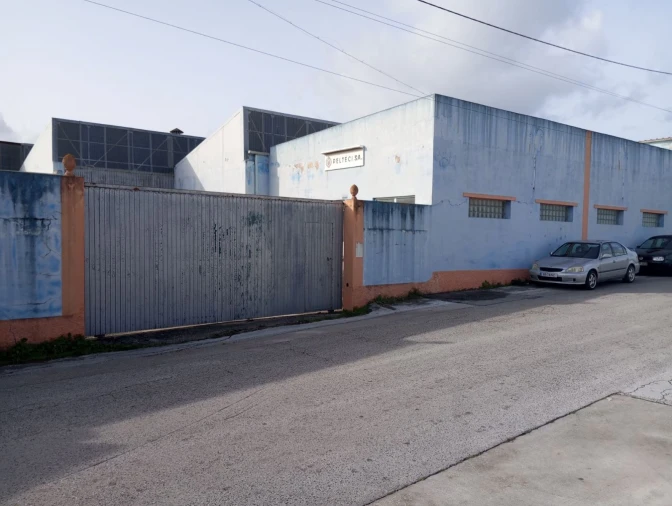 Armazém para Venda em Alcanena e Vila Moreira Foto 2