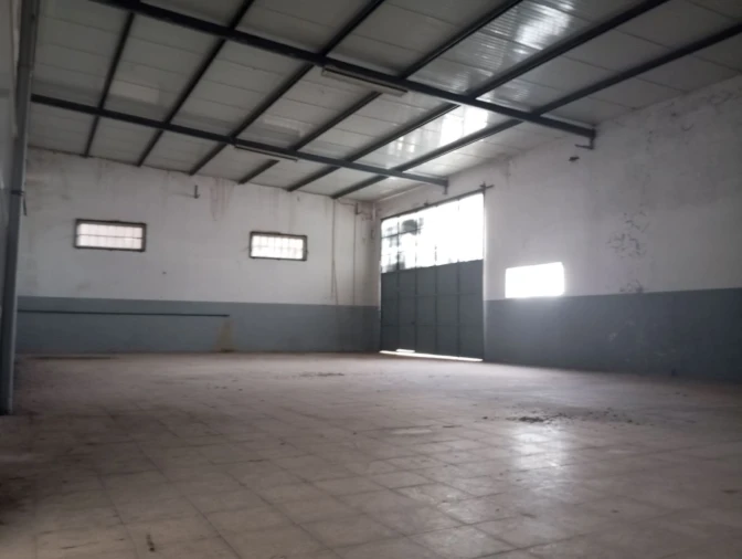 Armazém para Venda em Alcanena e Vila Moreira Foto 13