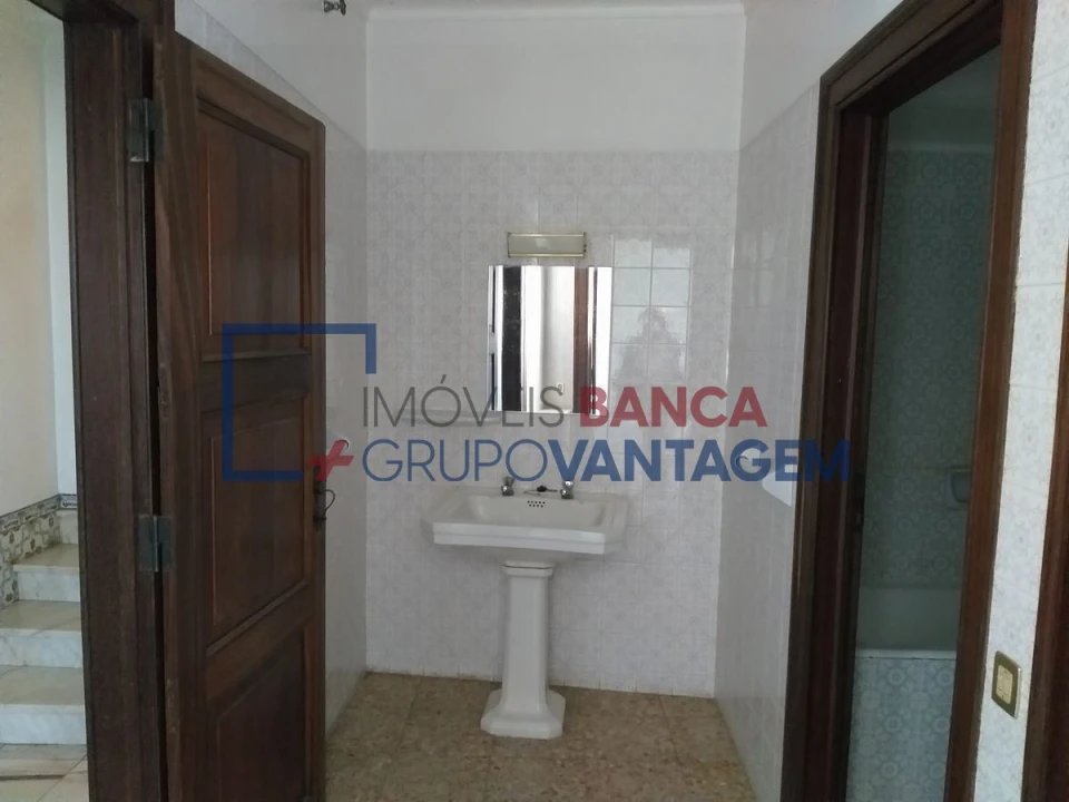 Moradia T10 para Venda em Maiorca Foto 23